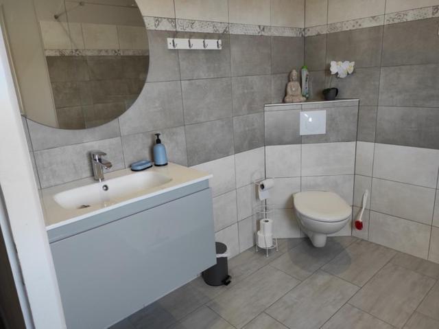 Apartamento Bonheur And Co Espalion Exterior foto